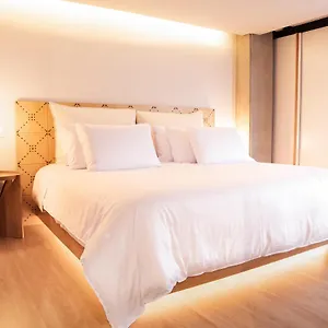 Apartment Topa House