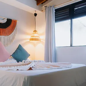 Luum Casa Manila Bed & Breakfast